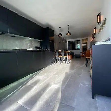 113, Port Ambonne Au Village Naturiste Agde